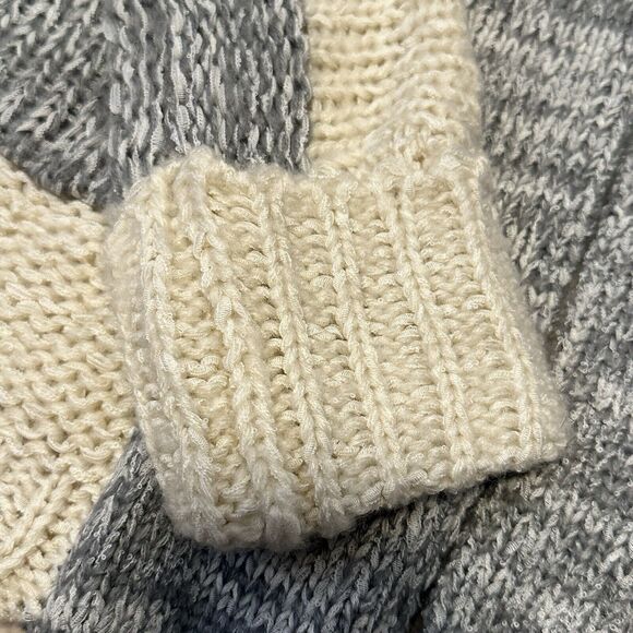 Skies Are Blue Medium Cardigan Open Front Chunky Knit Cream Gray Stripe New - Picture 5 of 9